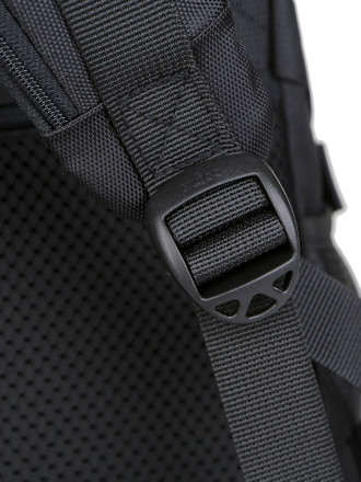 Рюкзак для ноутбука Rittlekors Gear RG9333 черный
