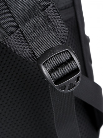 Рюкзак для ноутбука Rittlekors Gear RG2020 черный